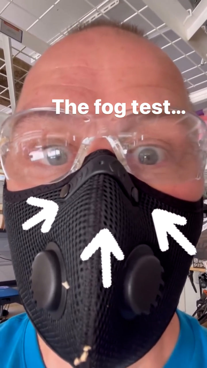 BASE CAMP M Pro dust mask fog up test